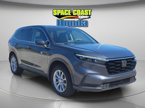 Used 2025 Honda CR-V EX image 13