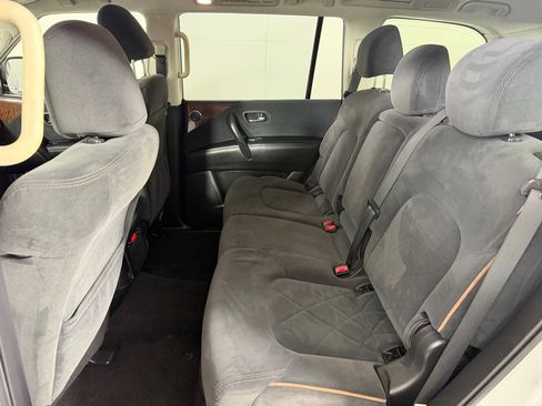 Used 2019 Nissan Armada SV w/ Driver Package RWD image 18