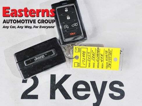 Used 2023 Jeep Grand Cherokee 4WD 4xe image 30