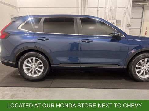 Used 2023 Honda CR-V EX-L image 9