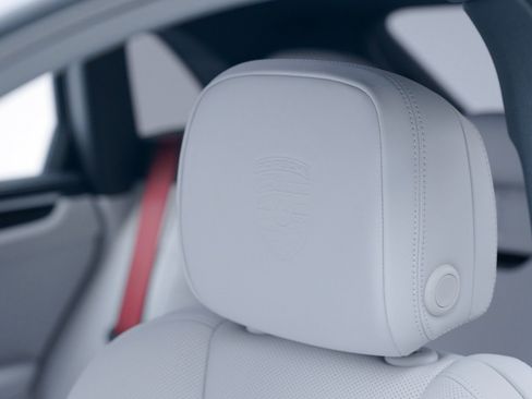 Certified 2026 Porsche Macan S AWD/4WD image 19
