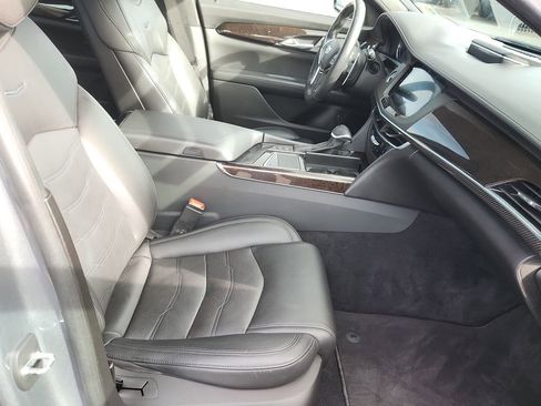 Used 2018 Cadillac CT6 Platinum image 14