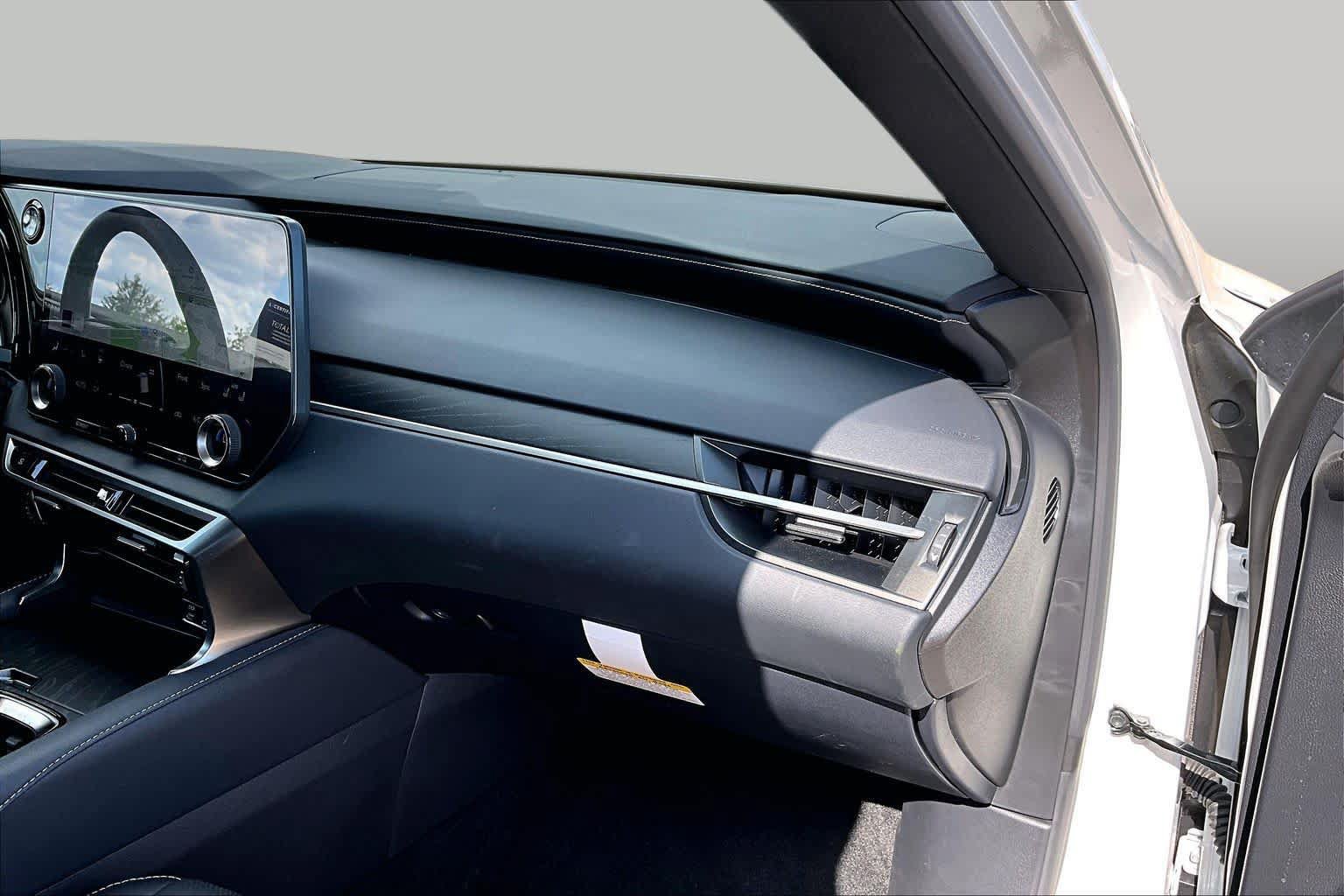 Used 2025 Lexus RX 350 Premium w/ Accessory Package (Z1) FWD image 19