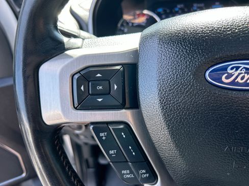 Used 2020 Ford F450 Platinum w/ FX4 Off-Road Package image 20