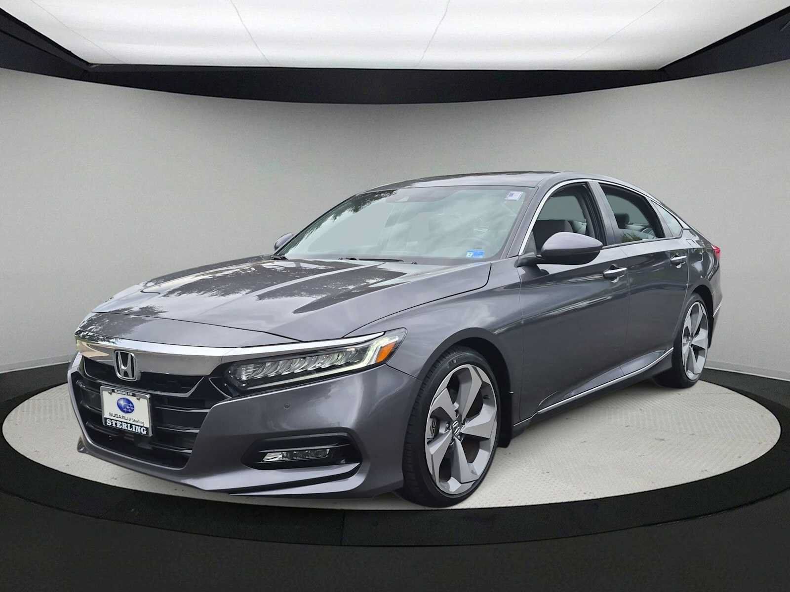 Used 2018 Honda Accord Touring image 4