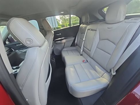 Used 2020 Cadillac XT4 Luxury FWD image 29