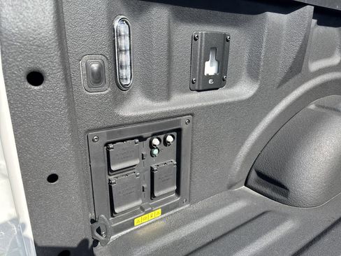 Used 2022 Ford F150 Lightning Lariat w/ Tow Technology Package image 11