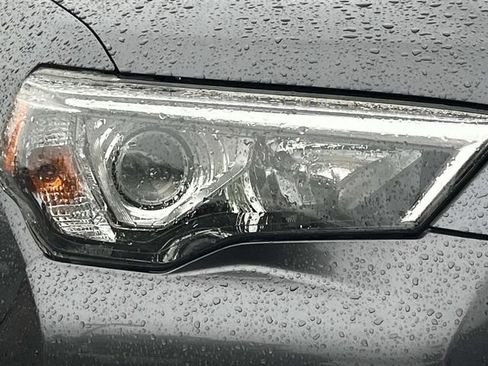 Used 2017 Toyota 4Runner Limited AWD/4WD image 9