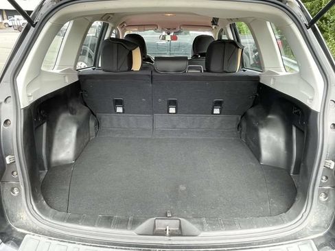 Used 2017 Subaru Forester 2.5i w/ Alloy Wheel Package AWD/4WD image 9
