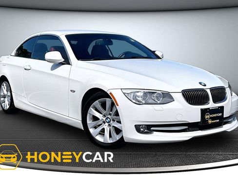 Used 2011 BMW 328i Convertible RWD image 1