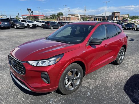 Used 2023 Ford Escape ST-Line AWD/4WD image 1