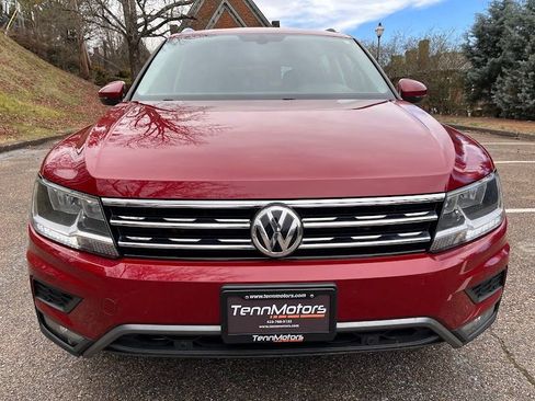 Used 2019 Volkswagen Tiguan SEL image 32
