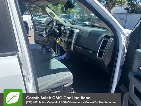 Used 2014 RAM 1500 Classic SLT AWD/4WD image 30