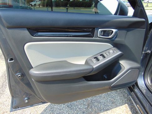 Used 2022 Honda Civic Sport Touring image 23