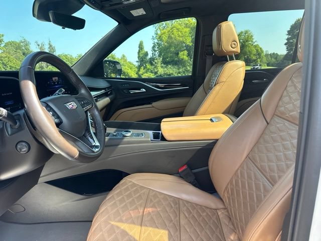 Used 2022 Cadillac Escalade Sport AWD/4WD image 17