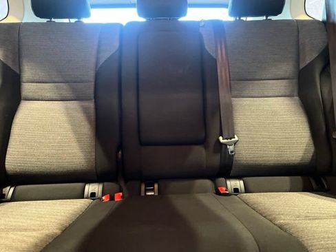 Used 2023 Nissan Rogue SV FWD image 17