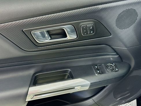 Used 2024 Ford Mustang GT Premium image 18