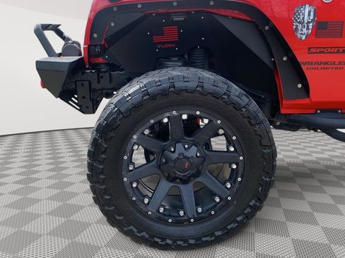 Used 2017 Jeep Wrangler Unlimited Sport w/ Connectivity Group image 17