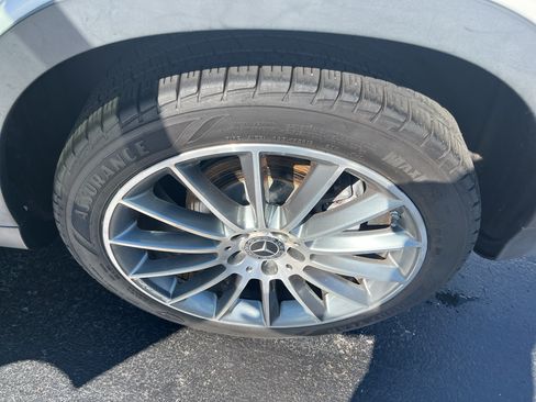 Used 2020 Mercedes-Benz GLA 250 4MATIC image 59