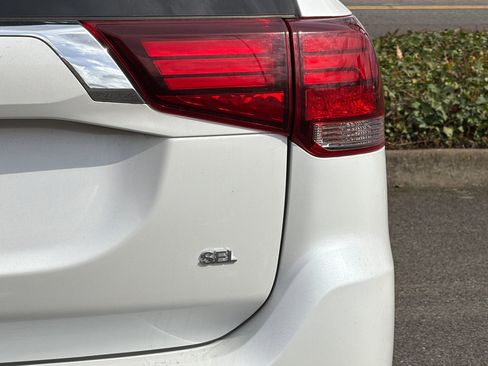 Used 2020 Mitsubishi Outlander SEL image 26