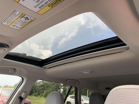 Used 2025 Subaru Outback Premium w/ Popular Package #1 image 6