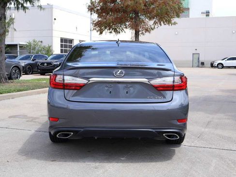 Used 2016 Lexus ES 350 w/ Premium Package w/Wood Trim FWD image 5