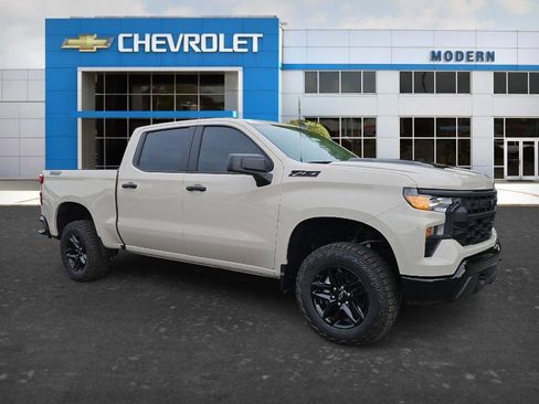 New 2026 Chevrolet Silverado 1500 Custom Trail Boss w/ Dark Appearance Package AWD/4WD image 7