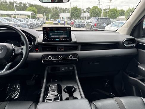 Used 2024 Honda Pilot EX-L image 30