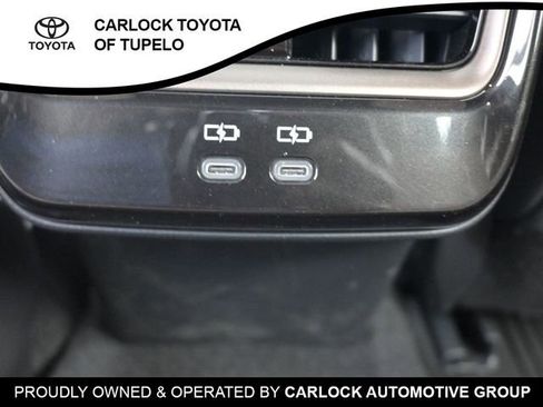 Used 2025 Toyota Crown Signia w/ Advanced Technology Package image 32