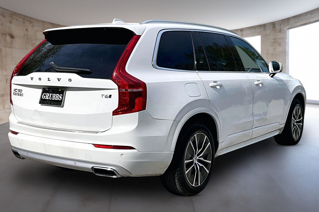 Used 2020 Volvo XC90 T6 Momentum AWD/4WD image 2