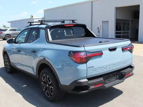 Used 2023 Hyundai Santa Cruz SEL w/ Activity Package FWD image 4