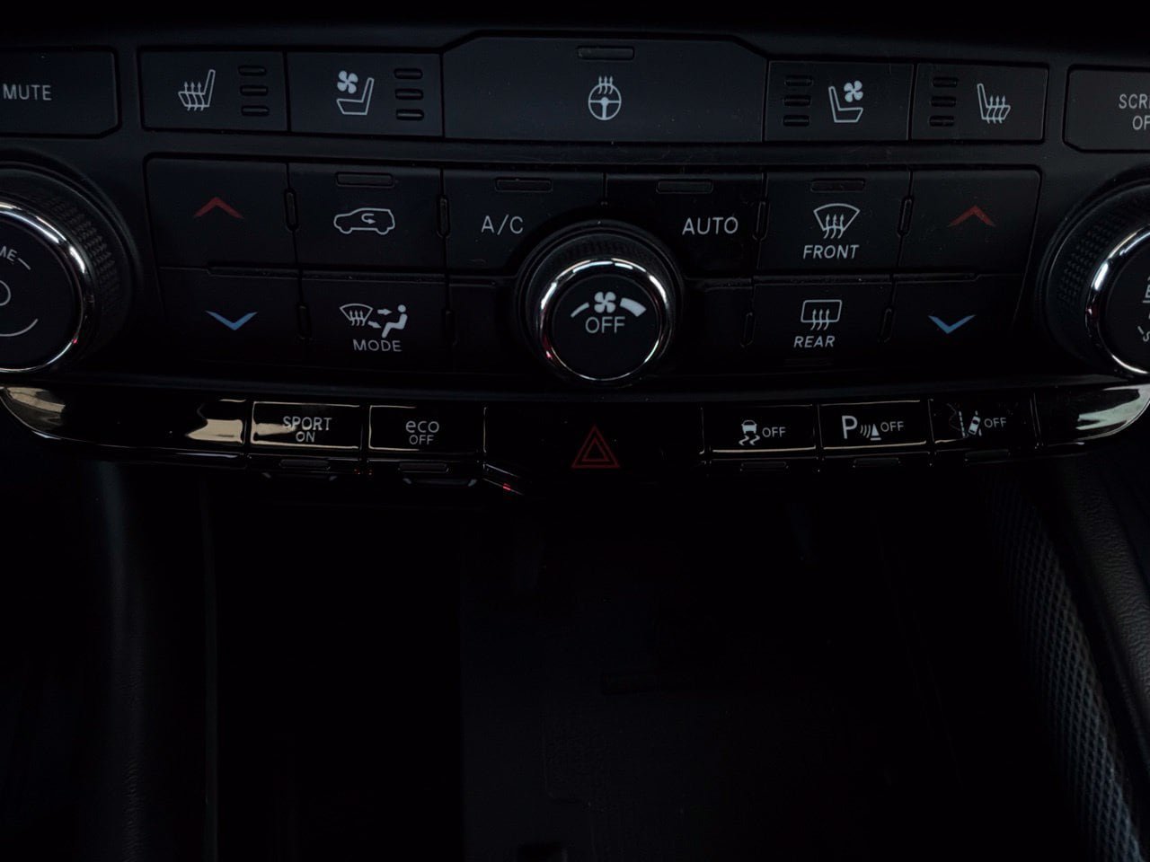 Used 2021 Dodge Durango R/T w/ Technology Group RWD image 38