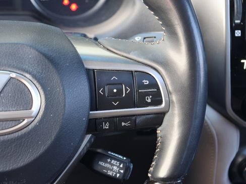 Used 2023 Lexus GX 460 Luxury w/ Accessory Package image 22