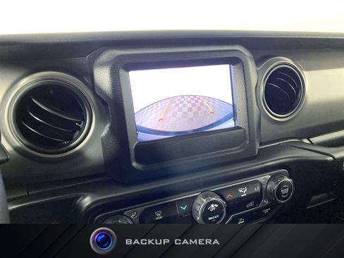 Used 2022 Jeep Wrangler Unlimited Sport image 4