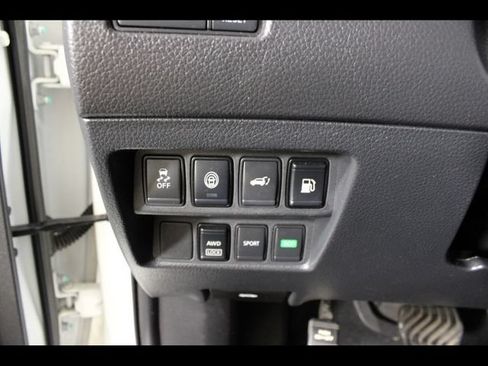 Used 2019 Nissan Rogue SV AWD/4WD image 20
