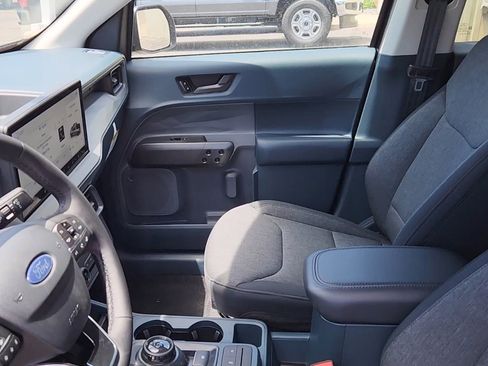 New 2025 Ford Maverick XLT w/ XLT Luxury Package image 17