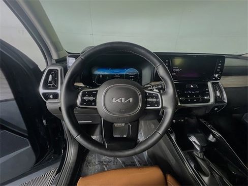 Used 2022 Kia Sorento SX Prestige w/ Rust Color Package image 13