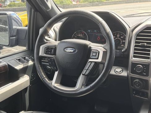 Used 2016 Ford F150 Platinum w/ Equipment Group 701A Luxury AWD/4WD image 23