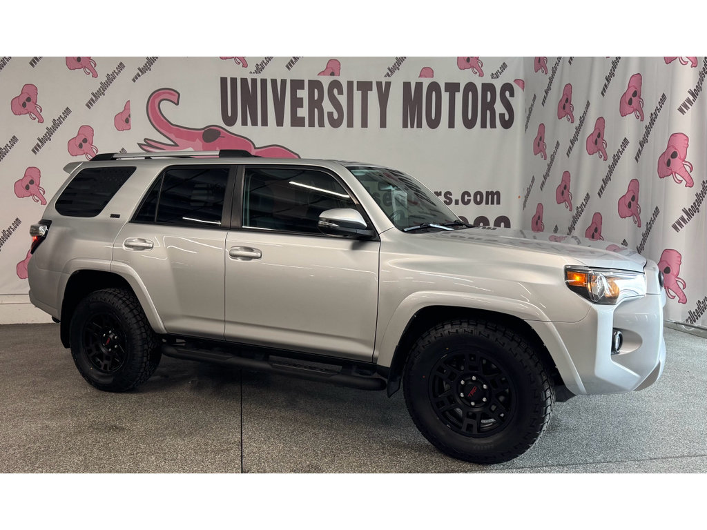Used 2023 Toyota 4Runner SR5 Premium w/ Moonroof Package RWD image 4