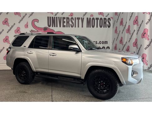Used 2023 Toyota 4Runner SR5 Premium w/ Moonroof Package RWD image 4