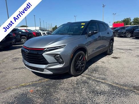 Used 2023 Chevrolet Blazer LT w/ Sound & Technology Package FWD image 7