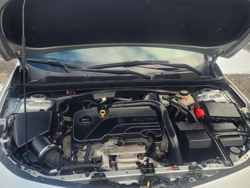 Used 2020 Chevrolet Malibu LS image 31