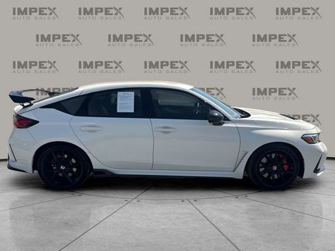 Used 2025 Honda Civic Type R image 6