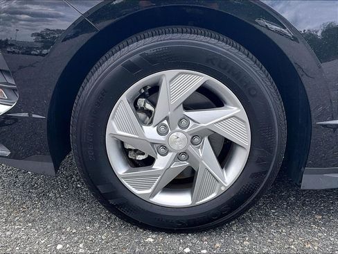 Used 2025 Hyundai Sonata SE FWD image 7
