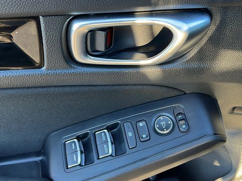 Used 2025 Honda Civic Sport image 16