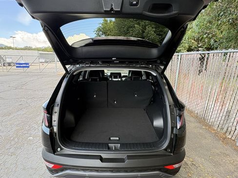 Used 2024 Hyundai Tucson Limited AWD/4WD image 23