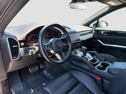 Used 2022 Porsche Cayenne S AWD/4WD image 26