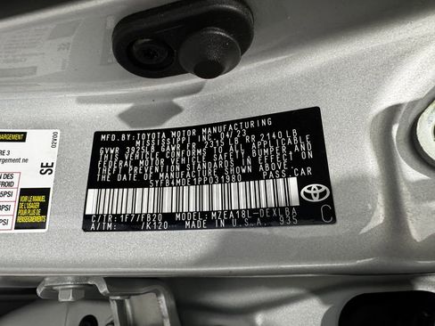 Used 2023 Toyota Corolla LE FWD image 39