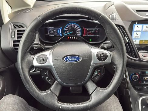 Used 2017 Ford C-MAX Energi Titanium w/ Equipment Group 501A image 10