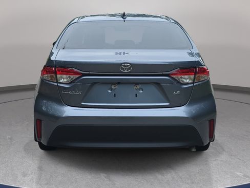Used 2025 Toyota Corolla LE FWD image 6